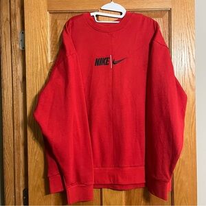 Nike Men’s Crewneck Sweatshirt. Embroidered Center Swoosh. NWOT. Sz Xl